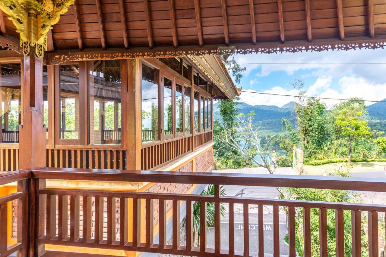 The Garuda And Restaurant Villa *